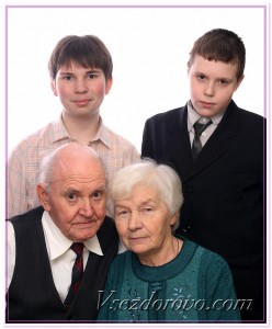 Старики и внуки фото
