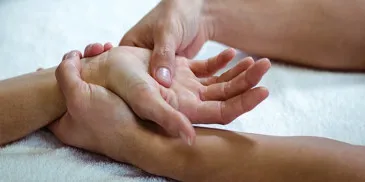Японский метод массажа, который вылечит вас за минуту