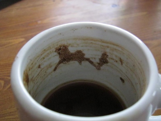 Гадание на кофейной гуще: символы и рисунки, толкование и значение