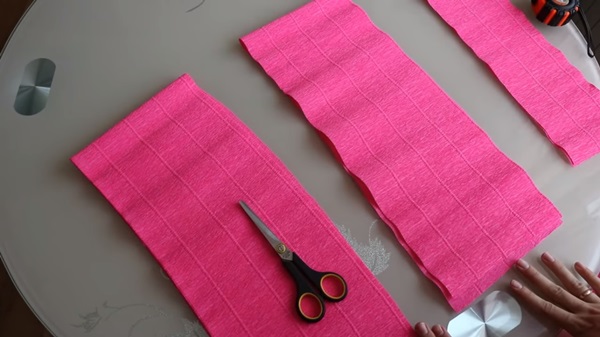 Цветы из бумаги своими руками для детей на 8 марта, схемы и шаблоны для вырезания
