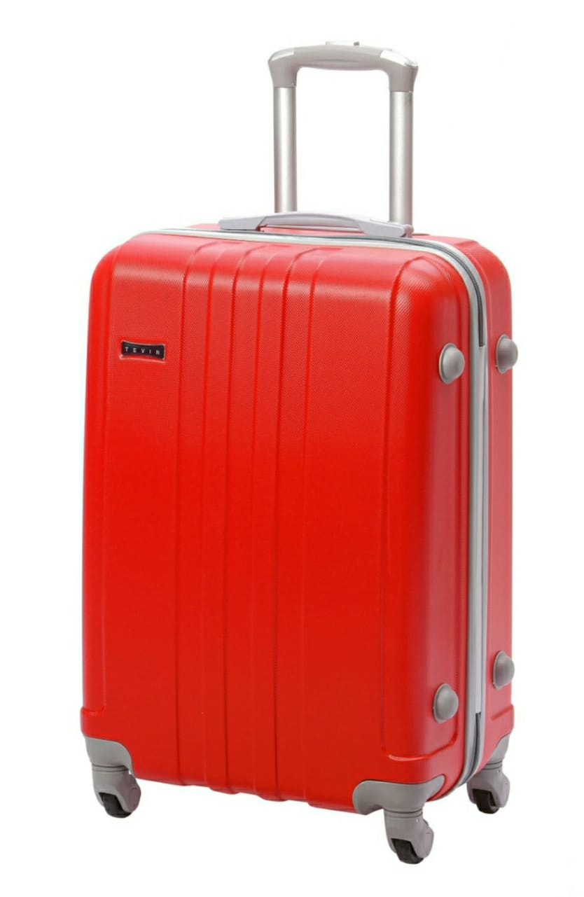 красный чемодан